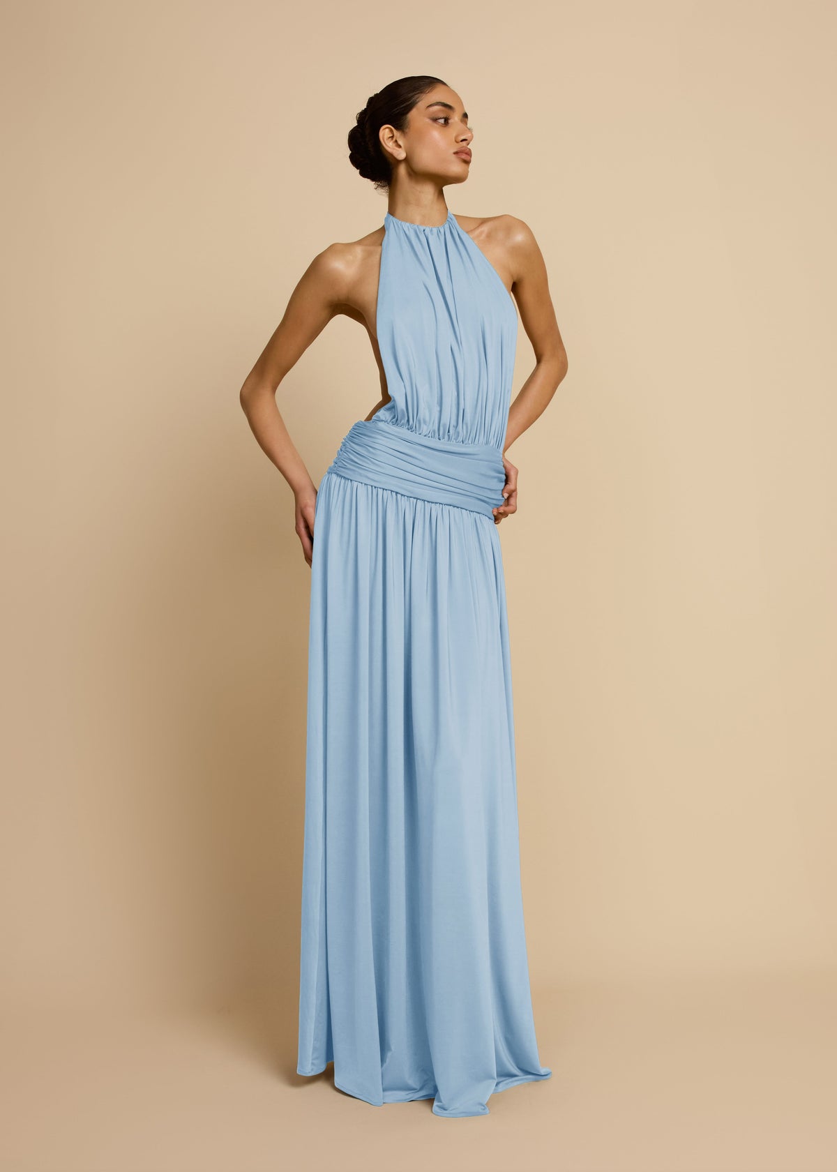 Fluido | vestido largo halter