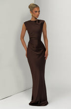 Avielle | vestido maxi de cuello alto