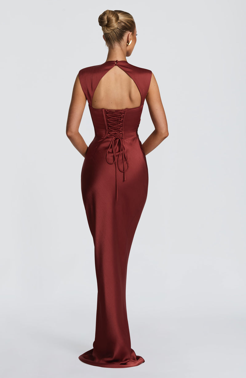 Avielle | vestido maxi de cuello alto