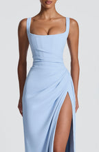 Laleh | vestido maxi cuello cuadrado