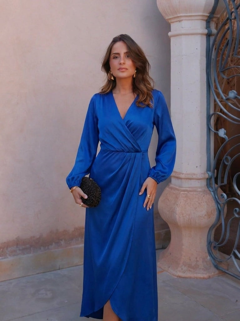Vestido midi con mangas globo y cintura marcada, cuarta vista