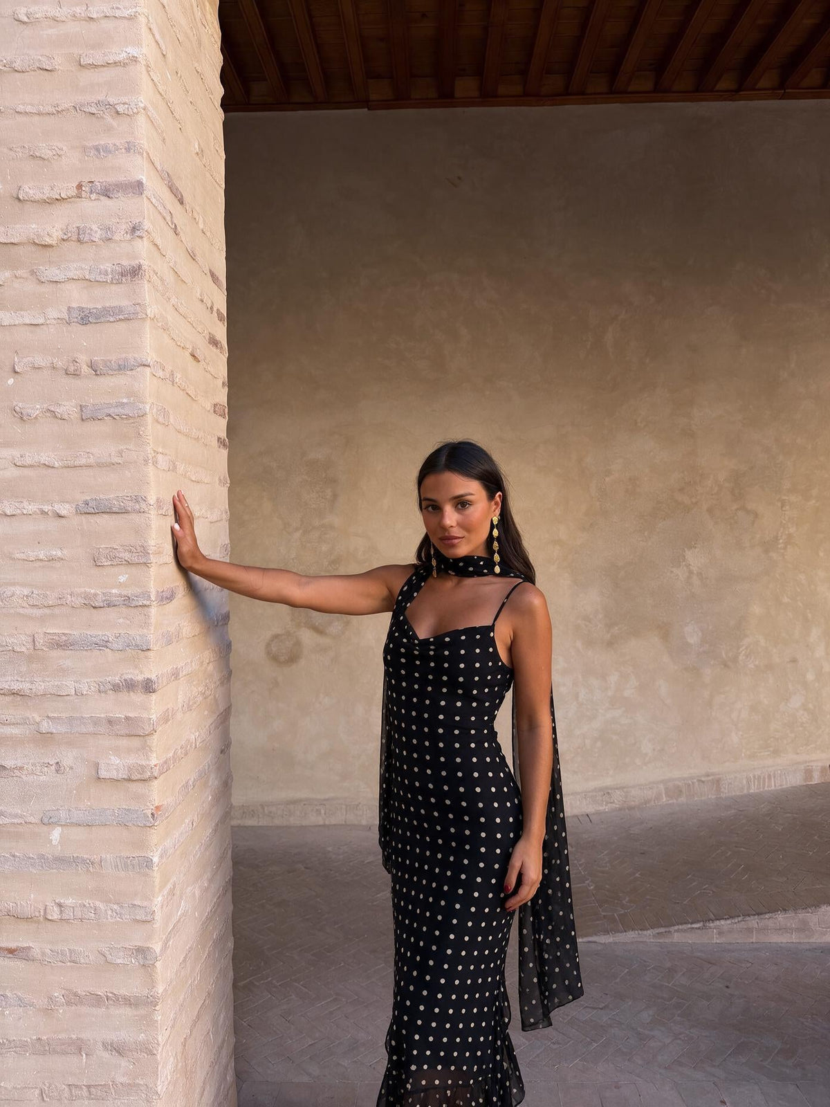 Vestido midi de lunares, vista frontal
