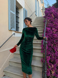 Vestido midi elegante entallado, color verde, vista frontal