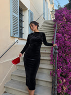 Vestido midi elegante entallado, color negro, vista frontal
