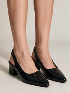 Zapatillas de tacón ancho, color negro, vista frontal