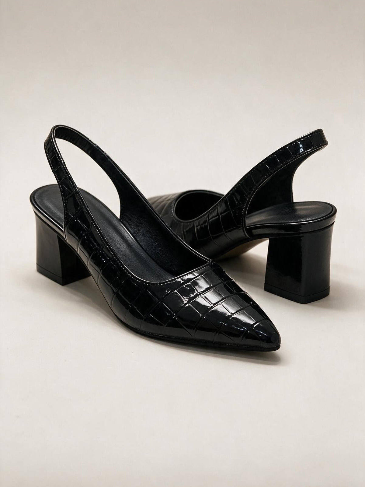 Zapatillas de tacón ancho, color negro, cuarta vista